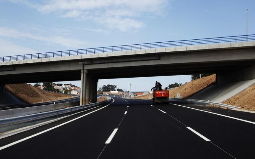 Governo tenciona continuar a reduzir portagens em 2023, assegura Ana Abrunhosa
